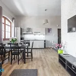 Bluesky -centrum Karpacza -obroncow Pokoju 1d ,kilka Krokow Od Deptaka Restauracji I Atrakcji * Karpacz