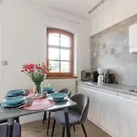 Apartment Bluesky -centrum Karpacza -obroncow Pokoju 1d ,kilka Krokow Od Deptaka Restauracji I Atrakcji *