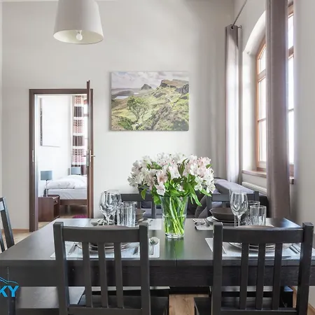 Blue Sky - W Centrum, Blisko Deptaka, Restauracji I Atrakcji Karpacza - Obroncow Pokoju 1d Апартаменты *
