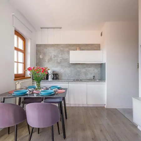 Blue Sky - W Centrum, Blisko Deptaka, Restauracji I Atrakcji Karpacza - Obrońców Pokoju 1d Apartamento Karpacz