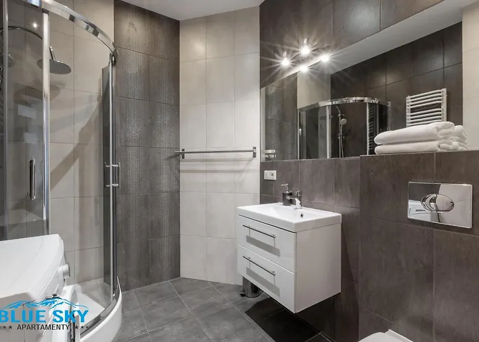 Blue Sky - W Centrum, Blisko Deptaka, Restauracji I Atrakcji Karpacza - Obroncow Pokoju 1d アパート