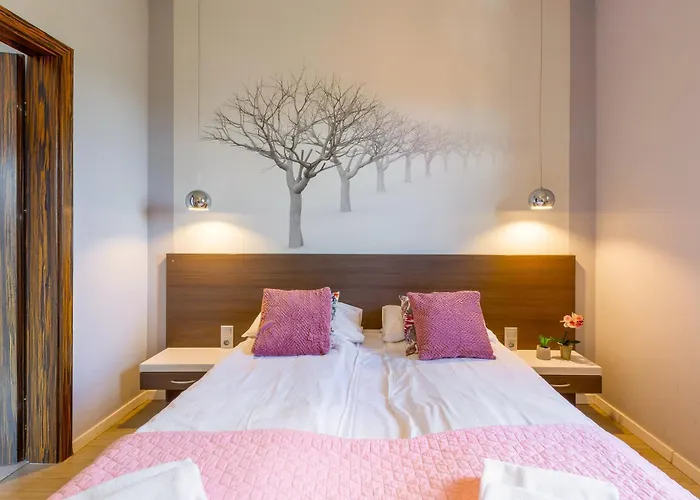 Blue Sky - W Centrum, Blisko Deptaka, Restauracji I Atrakcji Karpacza - Obroncow Pokoju 1d Appartement Karpacz